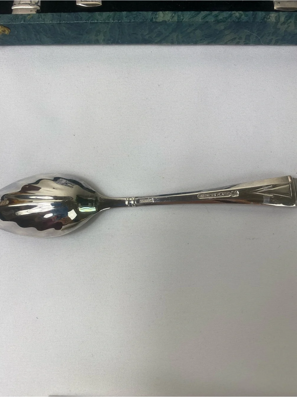 Silver-Plated Grapefruit spoons with 1 lady and a storage/gift box